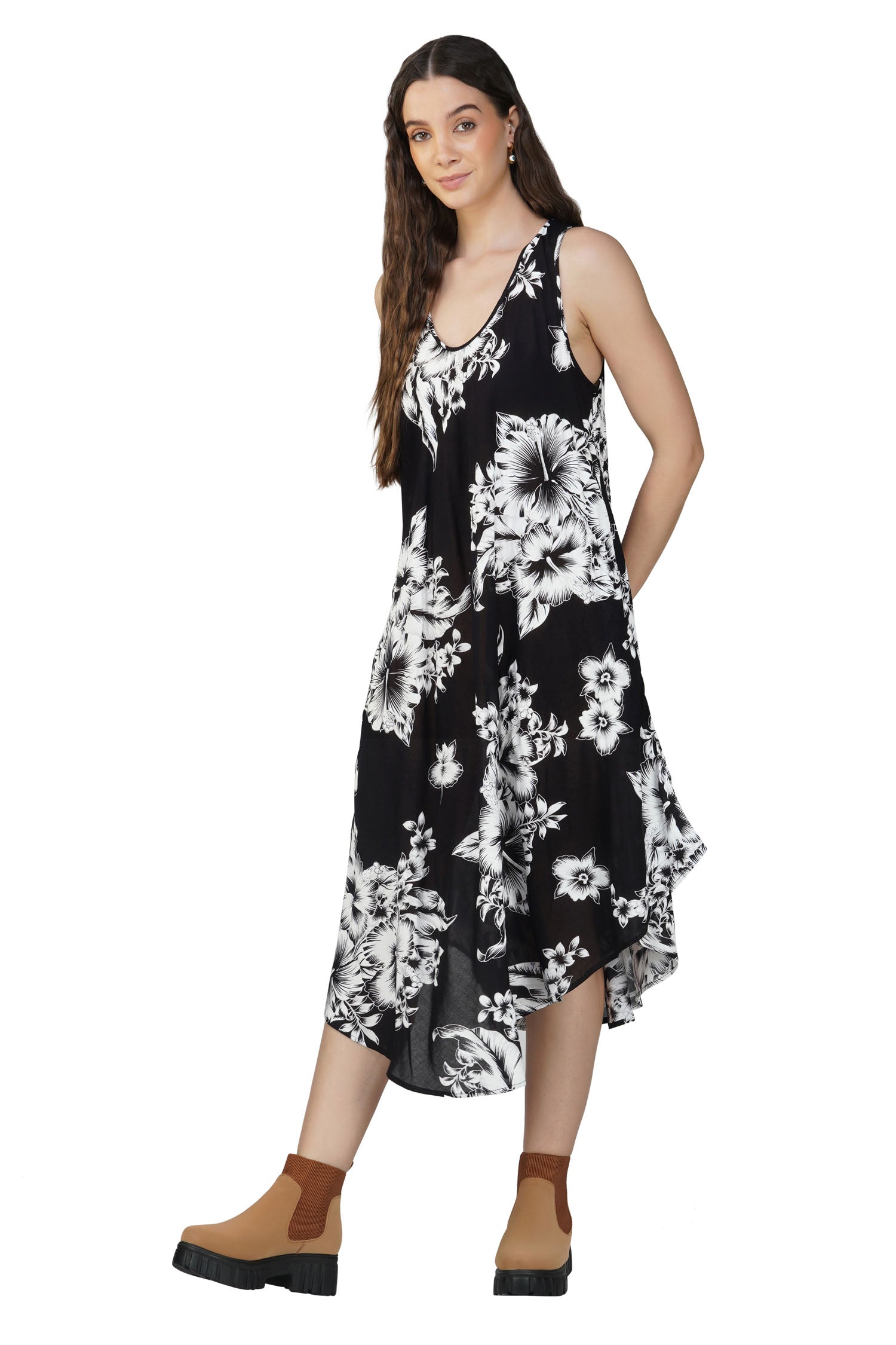 Women's Floral Sleeveless Maxi Dress - Black